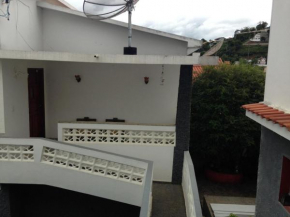 casa com piscina no centro da cidade